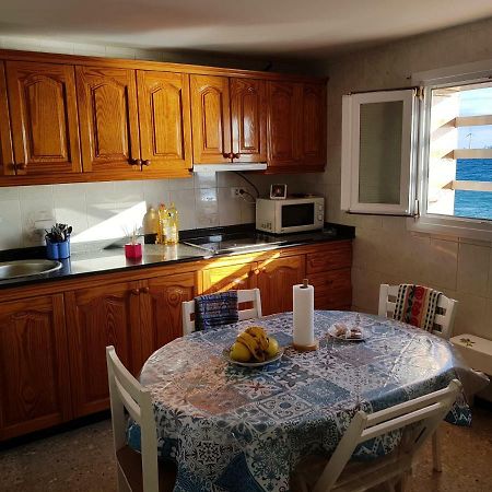 Bed And Breakfast By The Sea Pozo Izquierdo Luaran gambar