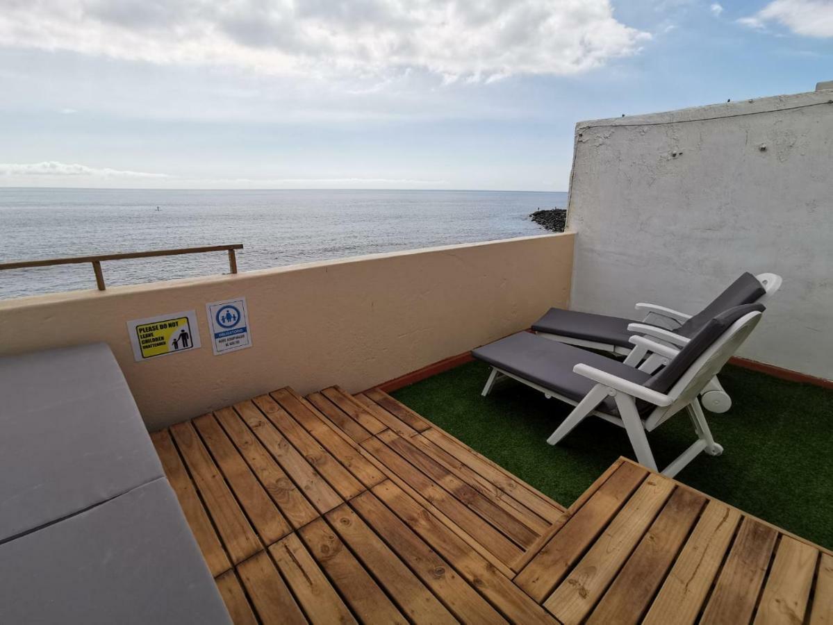 Bed And Breakfast By The Sea Pozo Izquierdo Luaran gambar